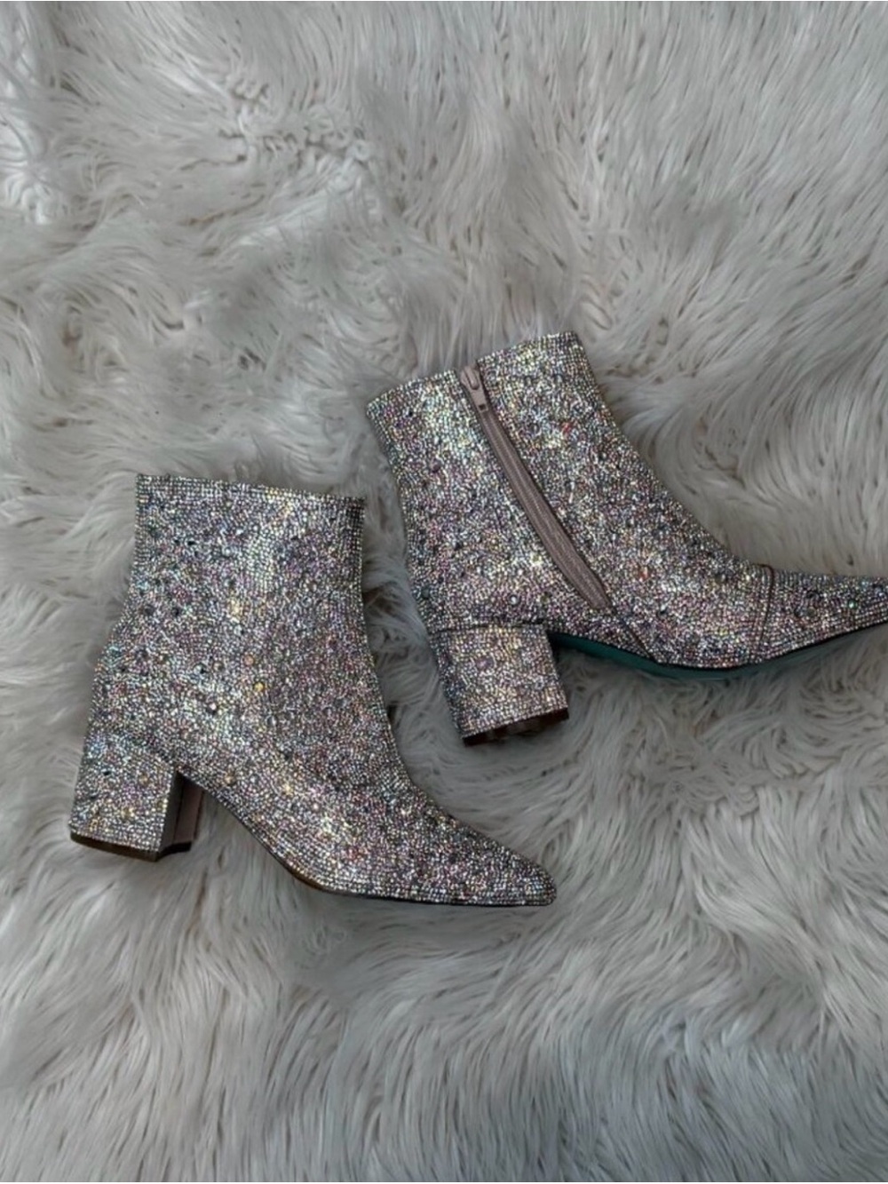 Betsey Johnson Silver Glitter Crystal Ankle Boots🎀
